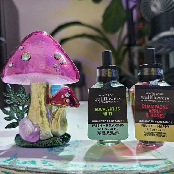 Bath & Body Works Other - 🏷️NEW Bath & Body Works 3pk Garden QT's Bundle🐌 - Nightlight + 2 Scent Refills